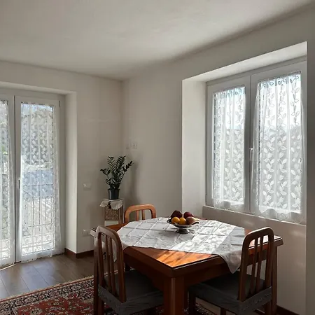 Casa Valsassina 2 *
