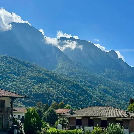 Casa Valsassina 2 *
